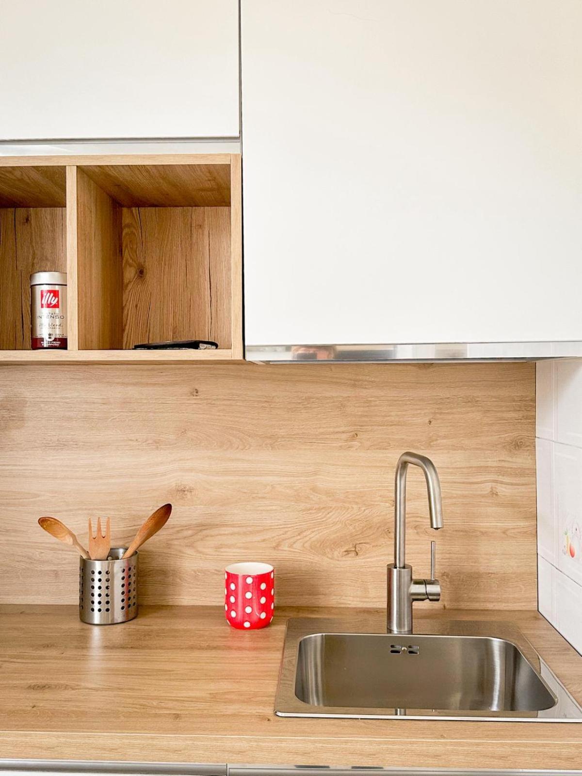 Apartmán La Casa Di Lory Falconara Marittima Exteriér fotografie