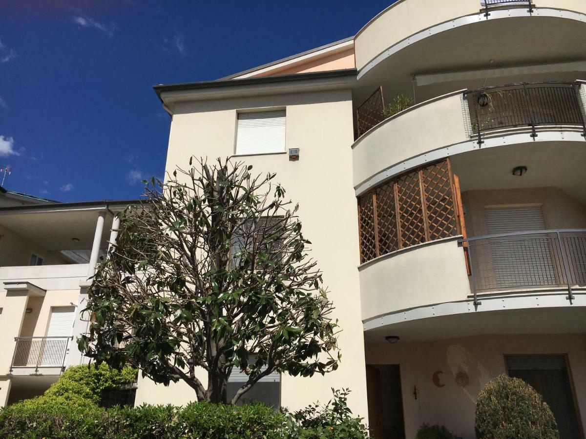 Apartmán La Casa Di Lory Falconara Marittima Exteriér fotografie